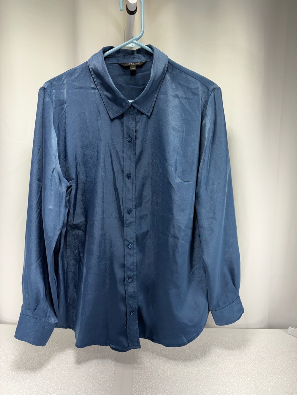 Liverpool Men's Shiny Slate Blue Satin Button-Up Shirt 4770